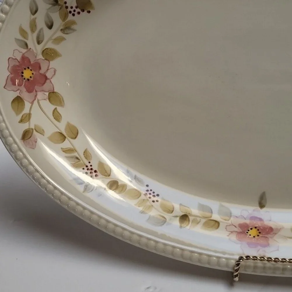 VTG Tabletops Gallery Tara Bouquet 18” Floral Serving Platter Hand Painted